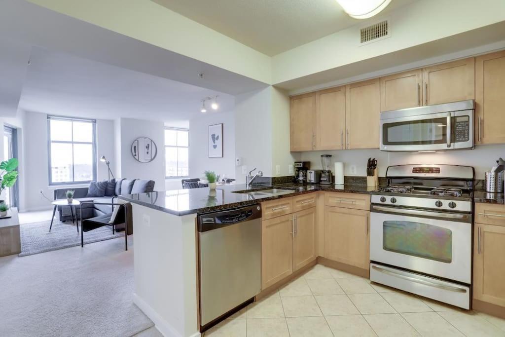Fantastic 2 Bedroom Condo At Pentagon City Άρλινγκτον Εξωτερικό φωτογραφία