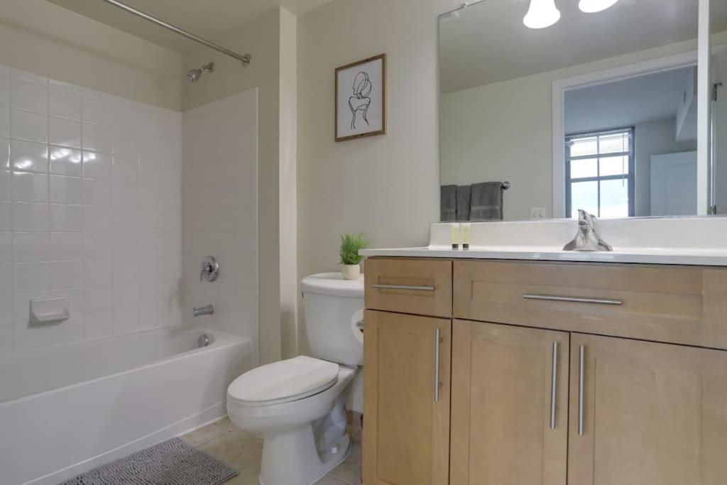 Fantastic 2 Bedroom Condo At Pentagon City Άρλινγκτον Εξωτερικό φωτογραφία